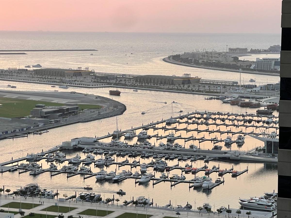 Sea View 1Br Apartment - Marina Pinnacle Dubai Buitenkant foto