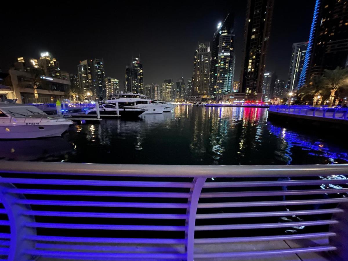 Sea View 1Br Apartment - Marina Pinnacle Dubai Buitenkant foto