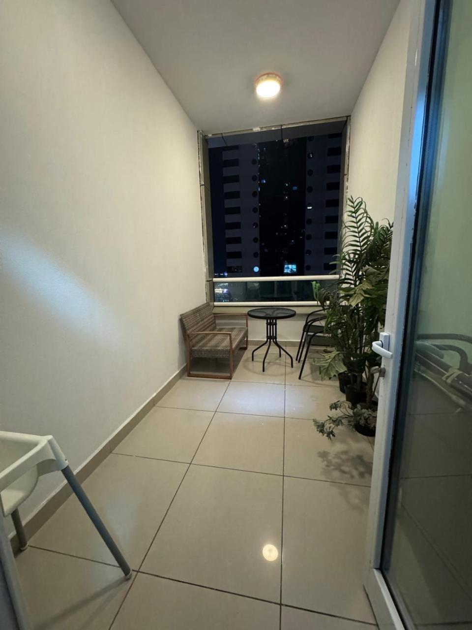 Sea View 1Br Apartment - Marina Pinnacle Dubai Buitenkant foto