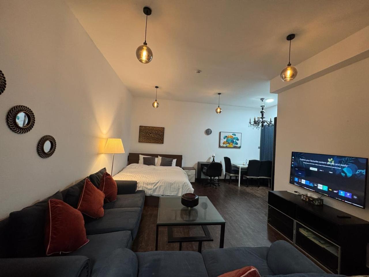 Sea View 1Br Apartment - Marina Pinnacle Dubai Buitenkant foto