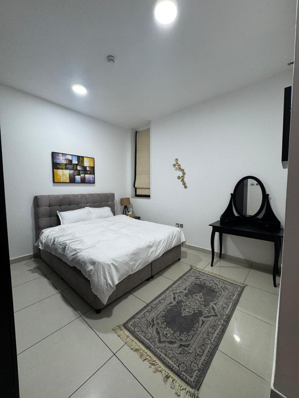 Sea View 1Br Apartment - Marina Pinnacle Dubai Buitenkant foto
